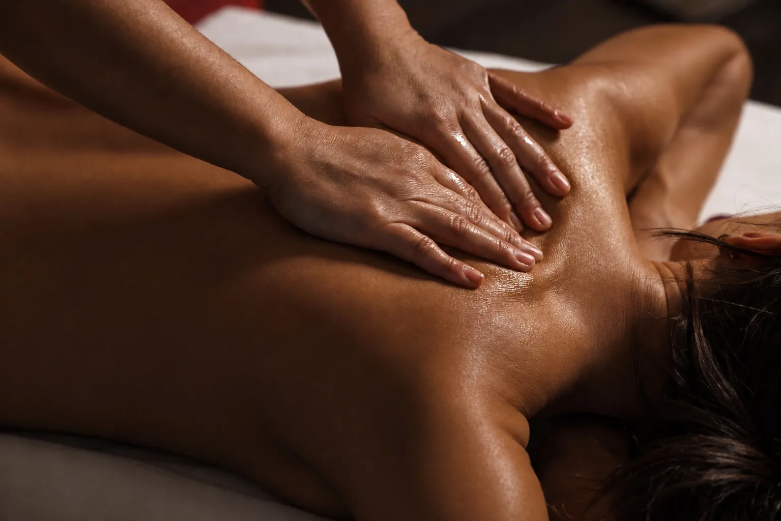 Massage relaxant du dos